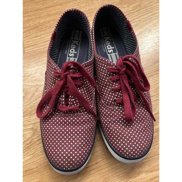 Keds Women 7.5 Burgundy Wine Red/ White Polka Dot Athletic Shoes Preppy Classic - Picture 3 of 8